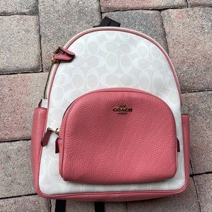 Coach 5671 Court Backpack In Signature Canvas Chalk / Taffy